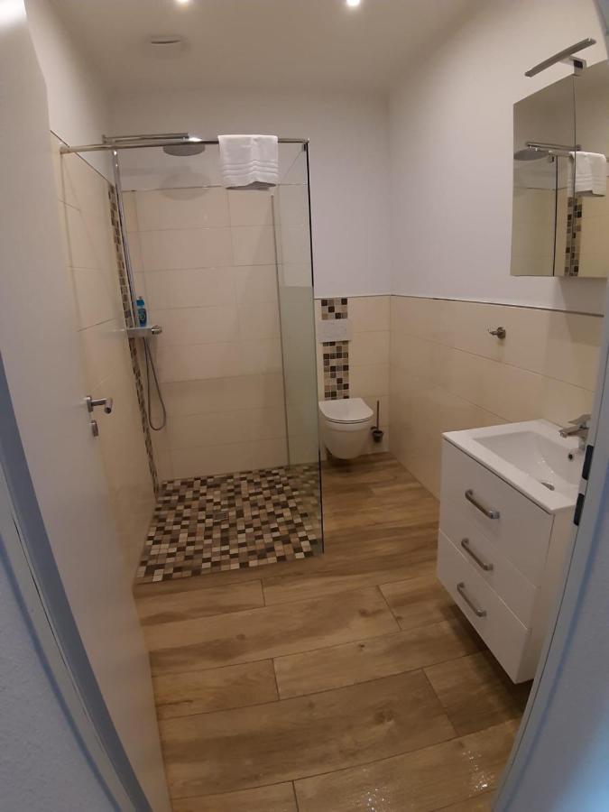 Ferienwohnung Carina Wilhelmshaven Esterno foto